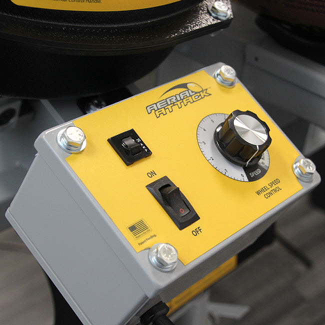 Sports Attack Aerial Attack Football Throwing Machine